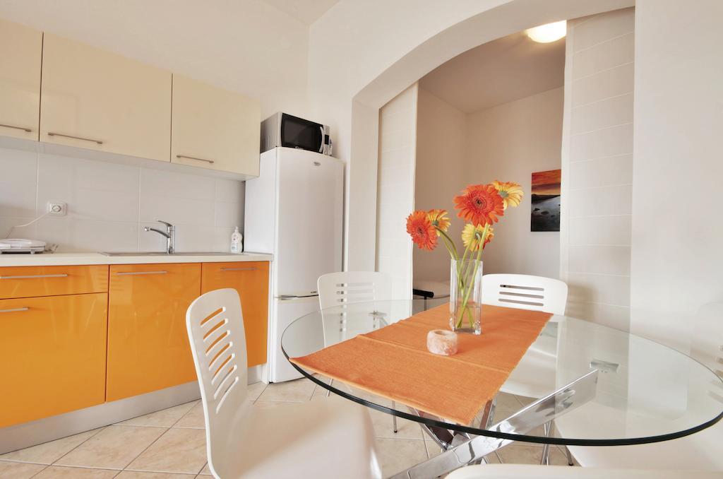 Apartment Zara 2 With Boat Place มีมิตเซ ห้อง รูปภาพ
